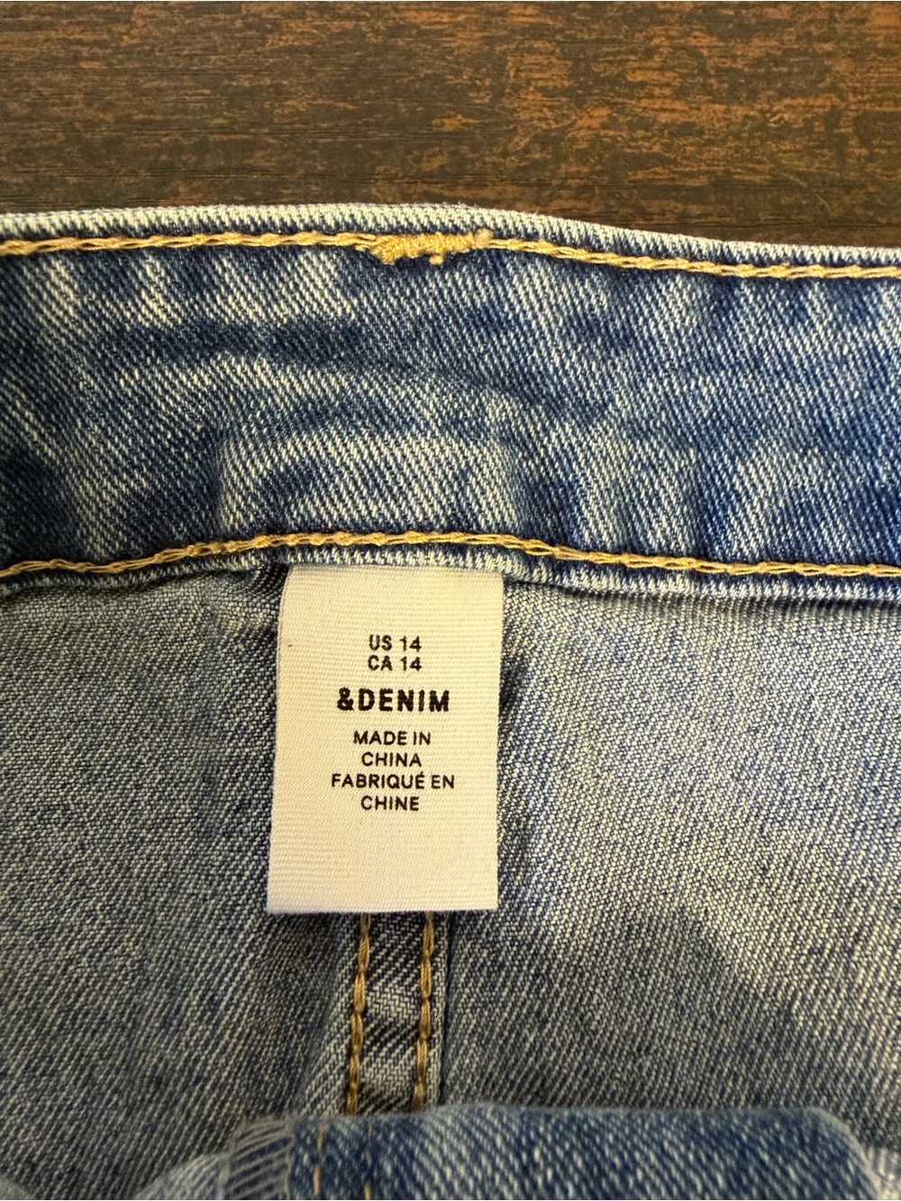 H&M &Denim Light Wash High Rise Raw Hem Stretch Denim Mini Skirt Size 14 - Picture 10 of 11